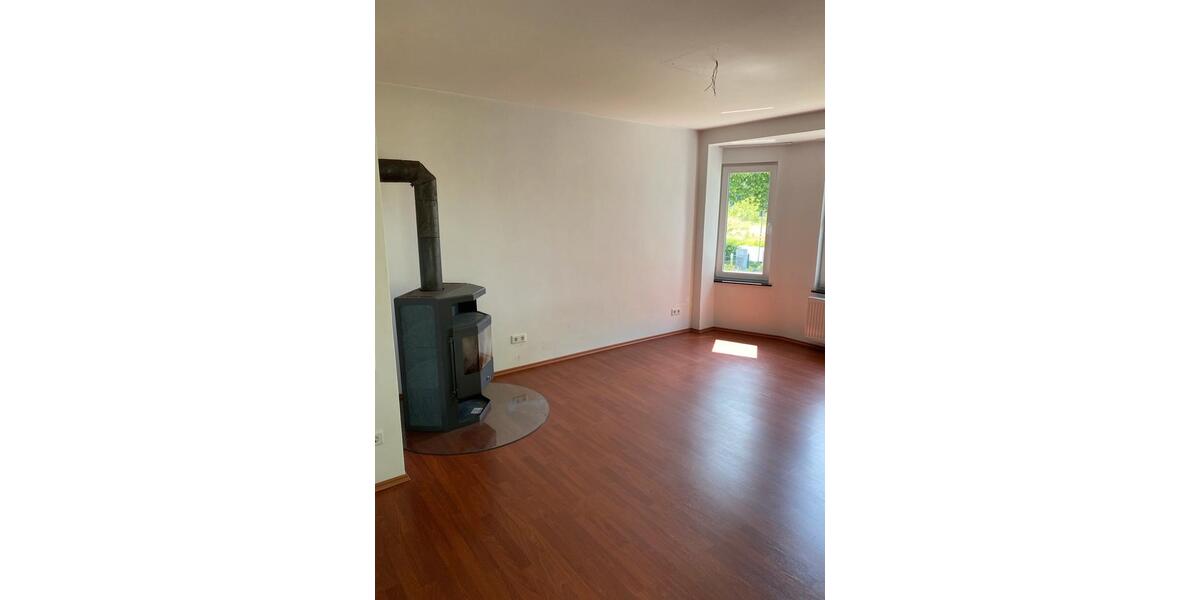 Erdgeschoßwohnung Lage - 2 Zimmer, 60 m&sup2;, 700&euro; | Angebot:26691966