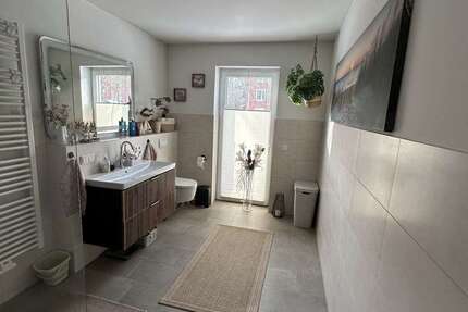 Wohnung Schwerin Gartenstadt - 2 Zimmer, 70 m&sup2;, 735&euro; | Angebot:25488608