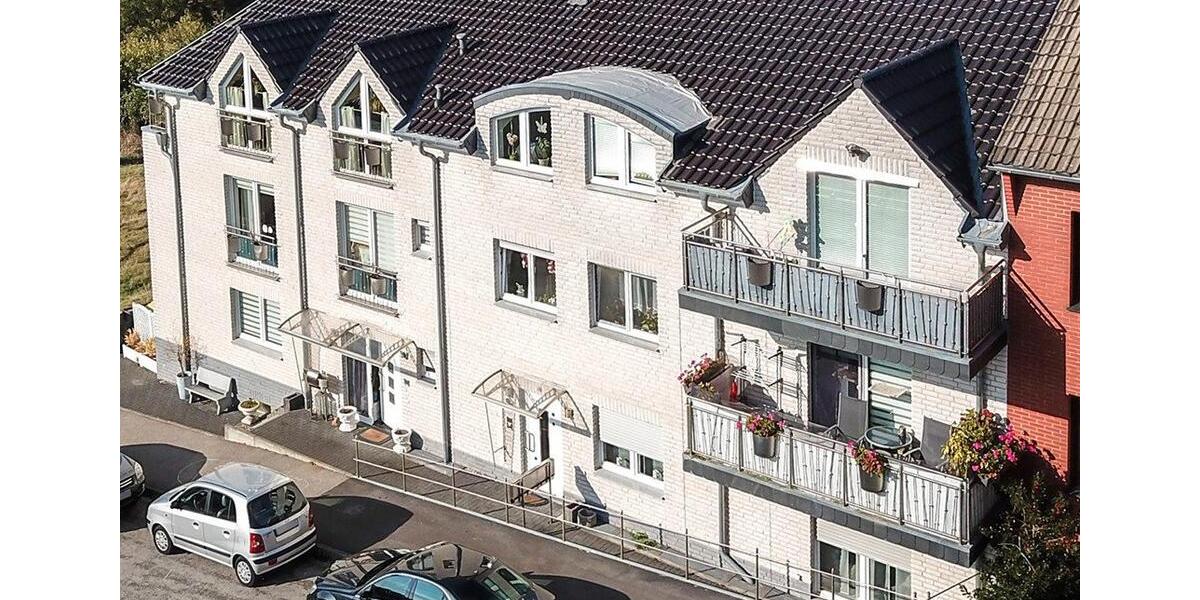 Dachgeschoßwohnung Herzogenrath - 3 Zimmer, 85 m&sup2;, 790&euro; | Angebot:26003664