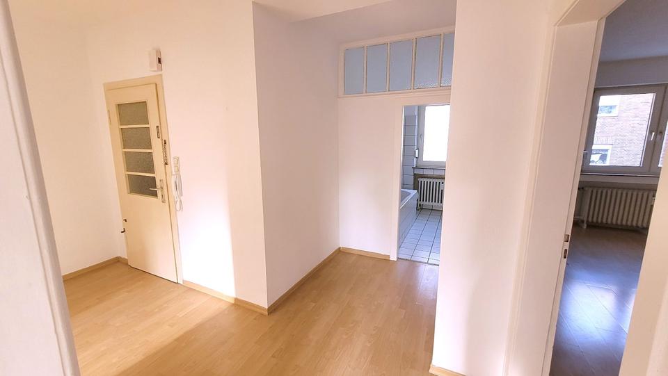 Etagenwohnung Mönchengladbach Nord - 3 Zimmer, 75 m&sup2;, 720&euro; | Angebot:25170803