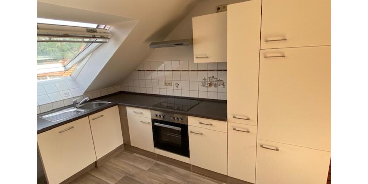 Dachgeschoßwohnung Meißen - 3 Zimmer, 75 m&sup2;, 560&euro; | Angebot:24369754