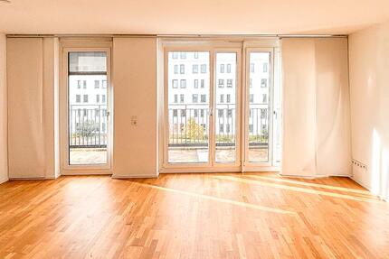 Wohnung Stuttgart - 1 Zimmer, 69 m&sup2;, 1.350&euro; | Angebot:26380623