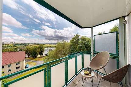 Wohnung Reichenbach - 3 Zimmer, 55 m&sup2;, 280&euro; | Angebot:26285696
