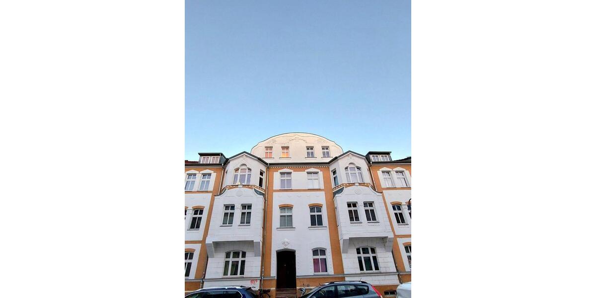 3-Raum-Wohnung mit Balkon und Einbauküche im 