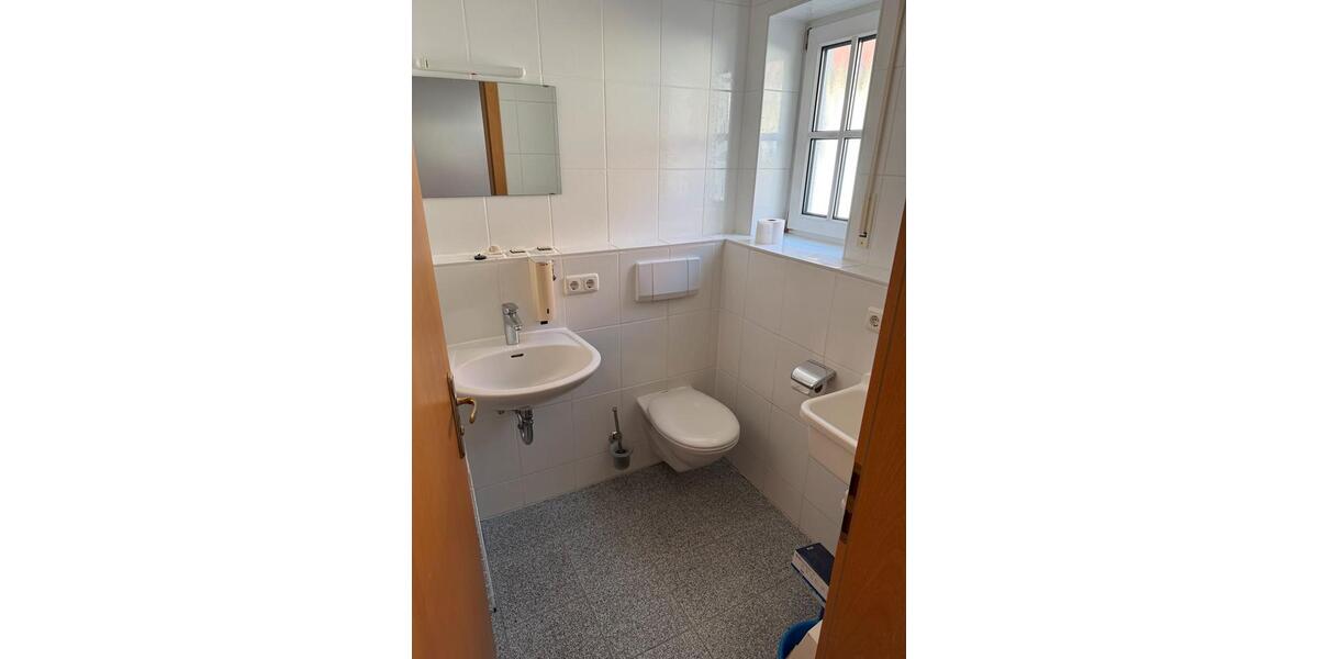 Etagenwohnung Roding - 5 Zimmer, 85 m&sup2;, 640&euro; | Angebot:25718630