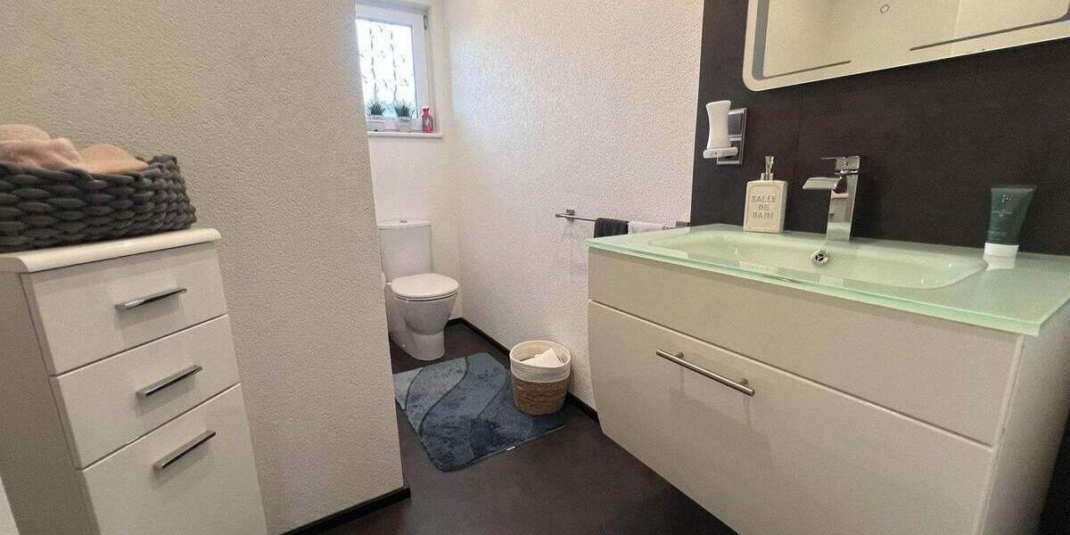 Etagenwohnung Weilheim Unterbierbronnen - 3 Zimmer, 162 m&sup2;, 1.300&euro; | Angebot:24974652