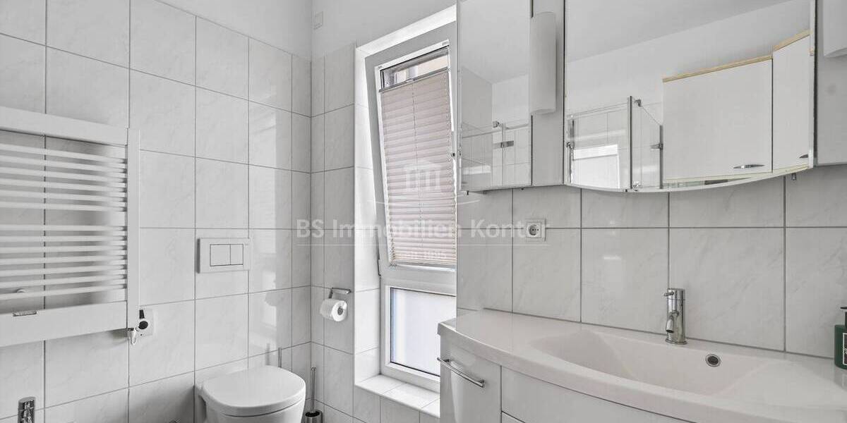 Etagenwohnung Papenburg - 3 Zimmer, 98 m&sup2;, 950&euro; | Angebot:26686290