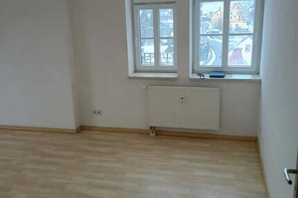 Wohnung Großschirma - 2 Zimmer, 59 m&sup2;, 420&euro; | Angebot:25762271