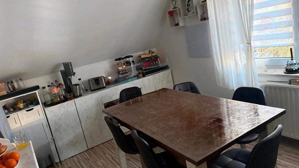 Dachgeschoßwohnung Schömberg - 5 Zimmer, 106 m&sup2;, 990&euro; | Angebot:25350426