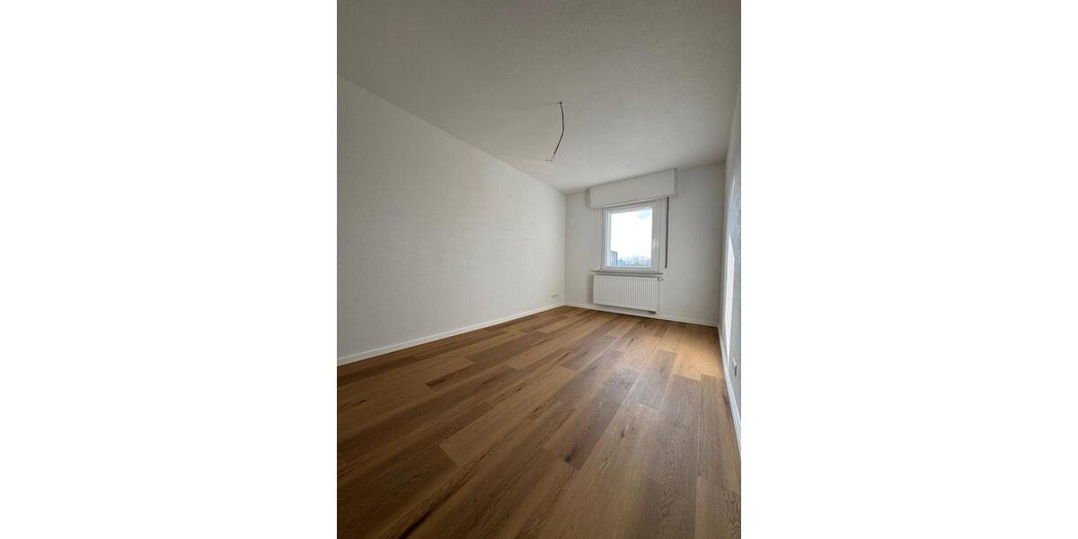 Etagenwohnung Karlsruhe Neureut - 3 Zimmer, 79 m&sup2;, 1.250&euro; | Angebot:25869159