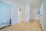 Etagenwohnung Frankfurt am Main Westend-Süd - 2 Zimmer, 75 m&sup2;, 1.650&euro; | Angebot:26683316