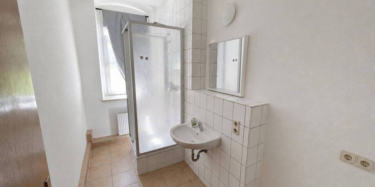 Etagenwohnung Chemnitz Kaßberg - 2 Zimmer, 70 m&sup2;, 350&euro; | Angebot:26758904