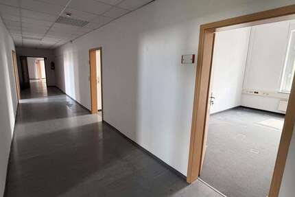 Gewerbeobjekt Zwickau - 2.142&euro; | Angebot:27056700