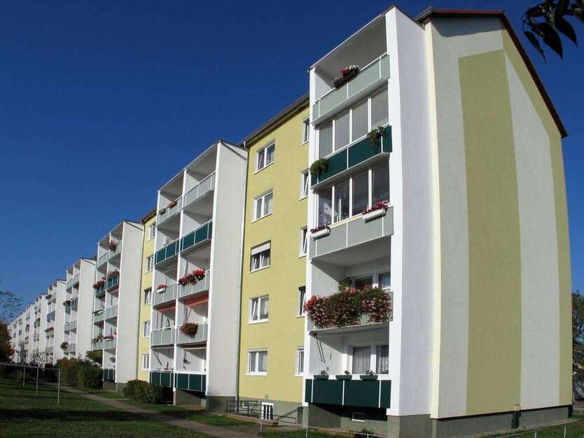 Wohnung zum Mieten in Riesa 332 € 55.28 m²