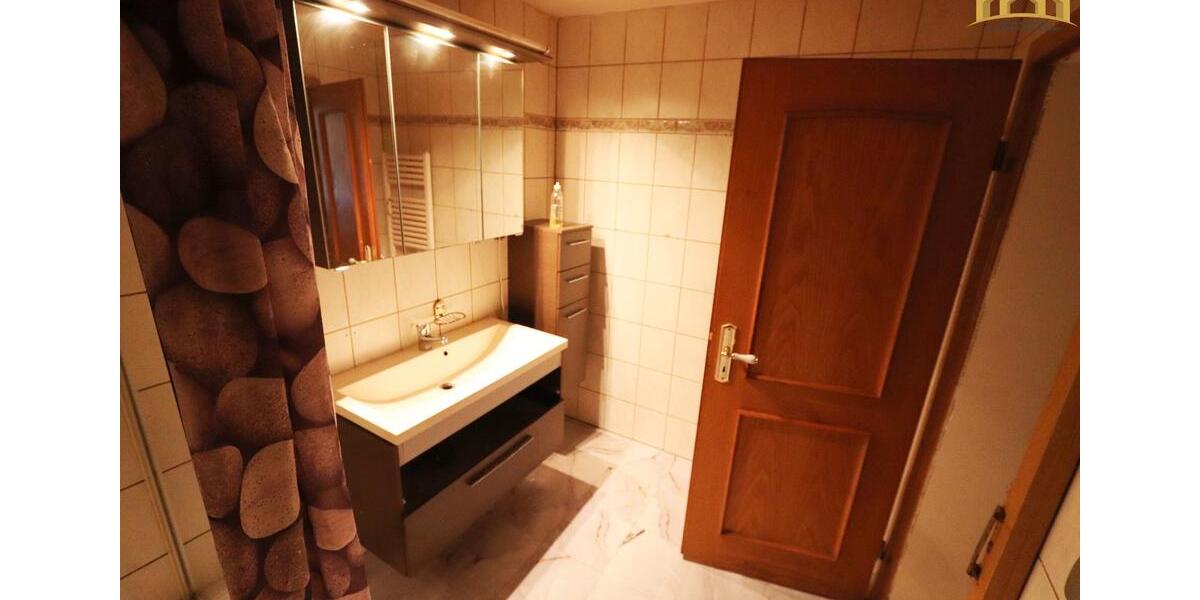 Erdgeschoßwohnung Hettstedt - 1 Zimmer, 46 m&sup2;, 240&euro; | Angebot:25990007