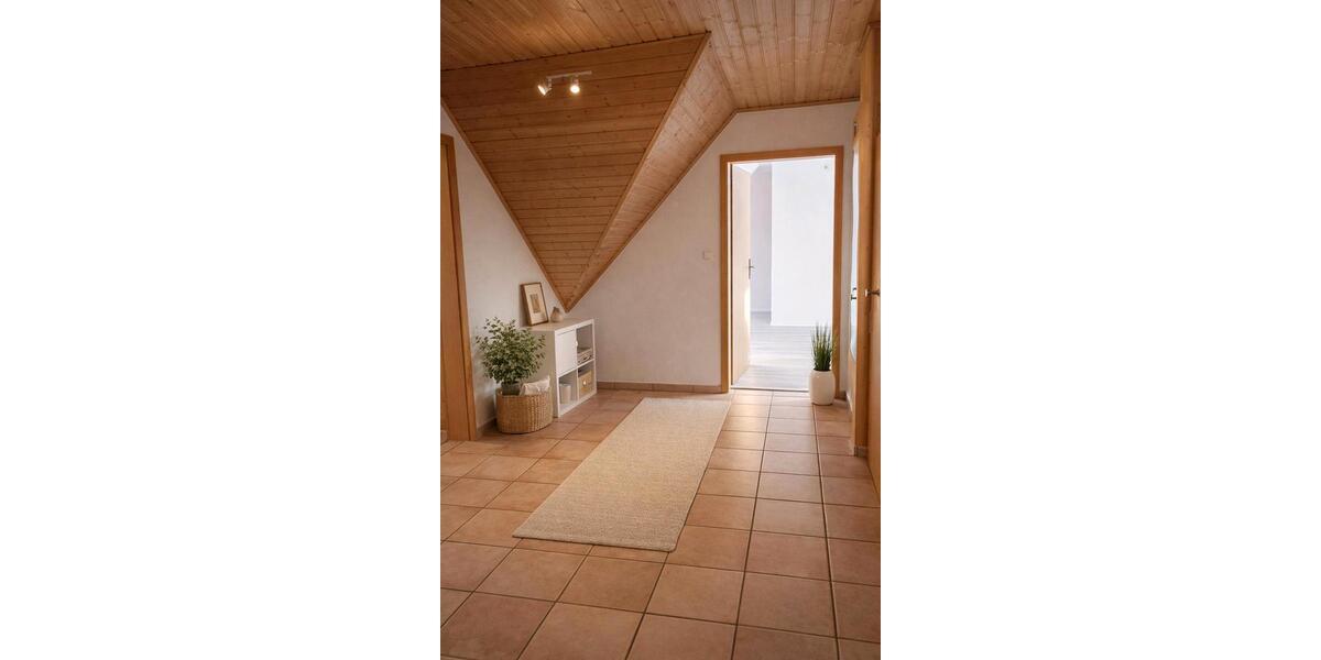 Dachgeschoßwohnung Ranstadt - 2 Zimmer, 82 m&sup2;, 750&euro; | Angebot:25871852