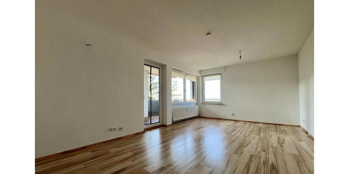 Helle 3,5-Zimmer-Wohnung mit Westbalkon und Garage 3.5 zimmer