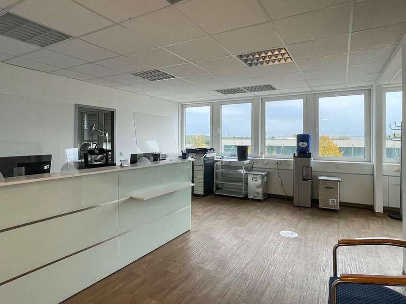 Büro in Leipzig 2.405,50 € 283 m² zimmer