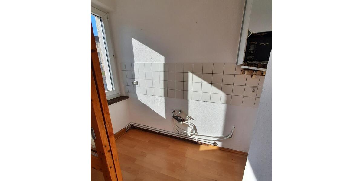 Erdgeschoßwohnung Meiningen - 2 Zimmer, 39 m&sup2;, 230&euro; | Angebot:25871739