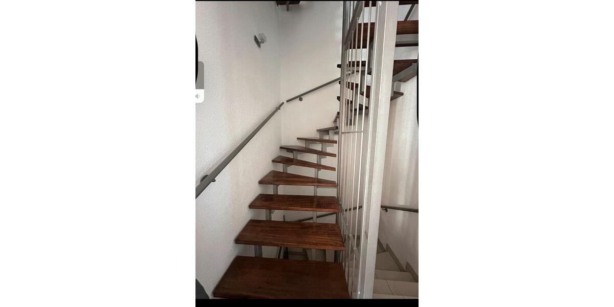 Doppelhaushelfte mit kl. Terrasse in Riedstadt Wolfskehlen zimmer