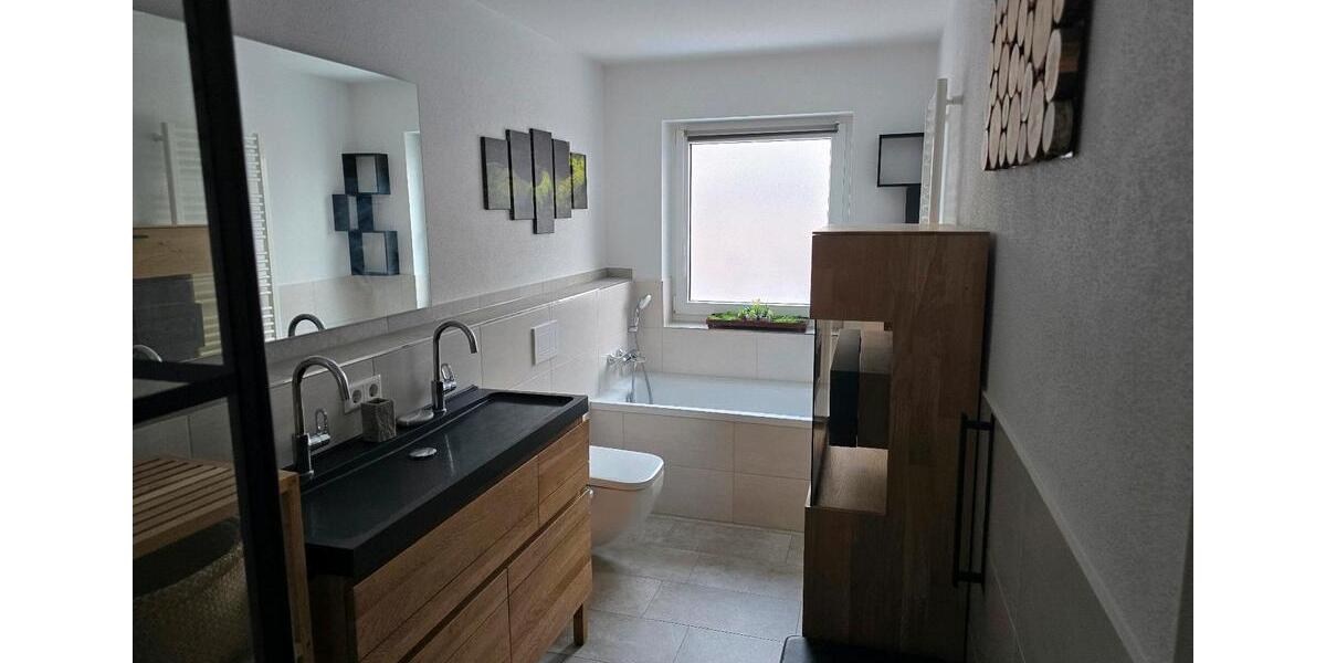 Friedberg-West: Möblierte 3-Zi.-EG-Whg mit Garten - all-inklusive 3 zimmer