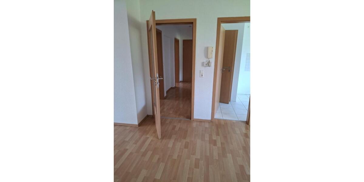 Etagenwohnung Sankt Wendel - 3 Zimmer, 70 m&sup2;, 585&euro; | Angebot:24921110