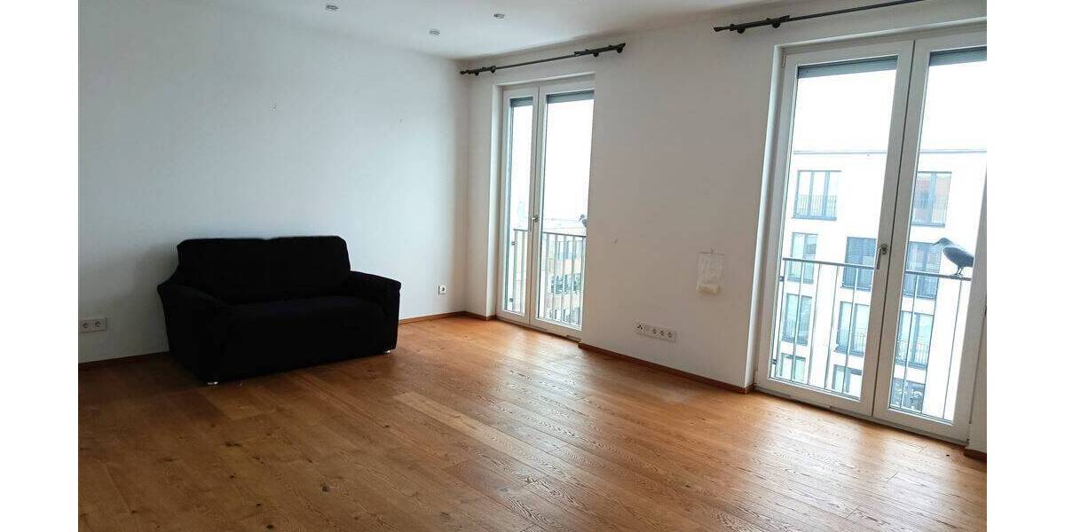 Etagenwohnung Zwenkau - 3 Zimmer, 108 m&sup2;, 1.499&euro; | Angebot:26308337