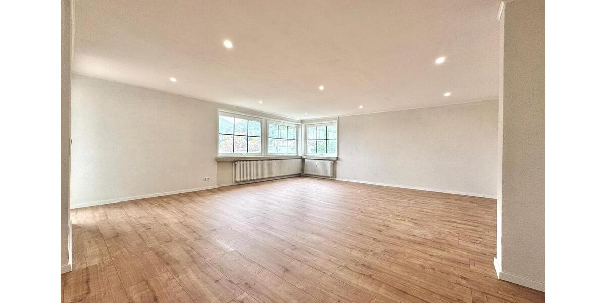 Dachgeschoßwohnung Bad Harzburg - 3 Zimmer, 150 m&sup2;, 920&euro; | Angebot:26465191