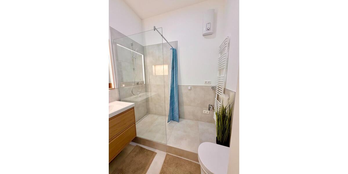 Erdgeschoßwohnung Köln Innenstadt - 12 Zimmer, 85 m&sup2;, 785&euro; | Angebot:24783759