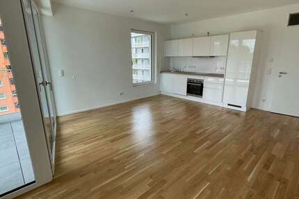 Wohnung zum Mieten in Erlangen 908,92 € 58.64 m²