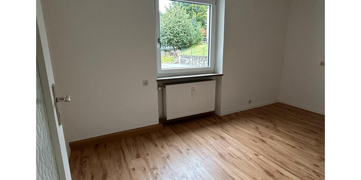 Etagenwohnung Tirschenreuth - 2 Zimmer, 61 m&sup2;, 690&euro; | Angebot:24639013