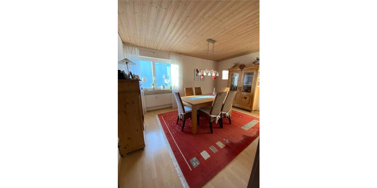 Etagenwohnung Bellenberg - 4 Zimmer, 100 m&sup2;, 950&euro; | Angebot:24654340