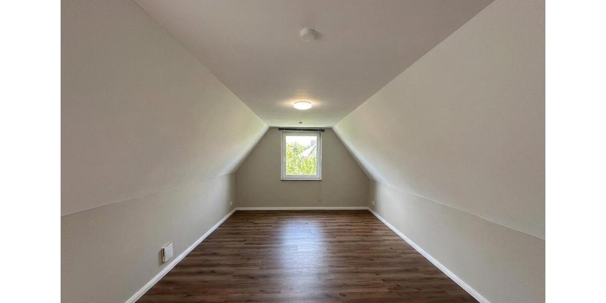 Einfamilienhaus Vechta - 7 Zimmer, 160 m&sup2;, 1.400&euro; | Angebot:26630991