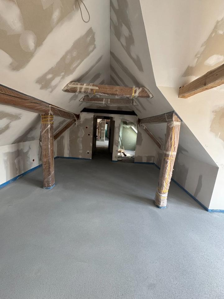 2-Zimmer Dachgeschoßwohnung (WHG 6)