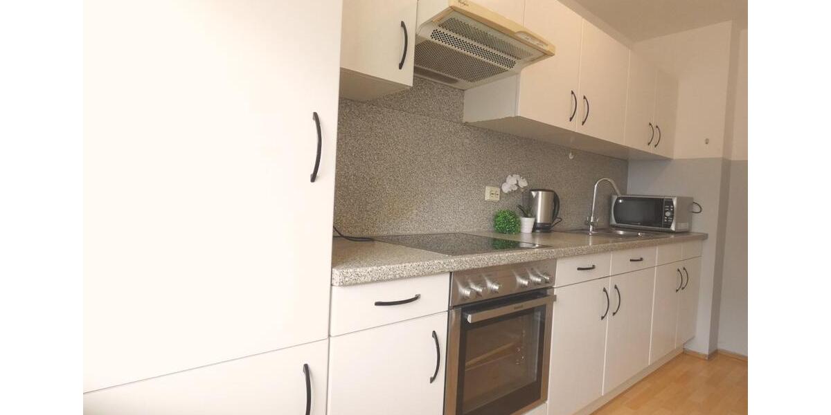 Wohnen auf Zeit Weiden in der Oberpfalz - 3 Zimmer, 100 m&sup2;, 99&euro; | Angebot:18415464
