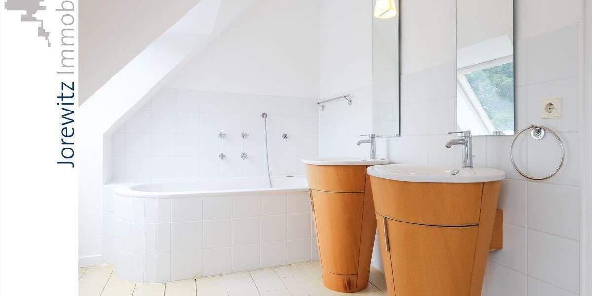 Bauernhaus, Landhaus Bielefeld Schildesche - 7 Zimmer, 202 m&sup2;, 1.998&euro; | Angebot:25669164