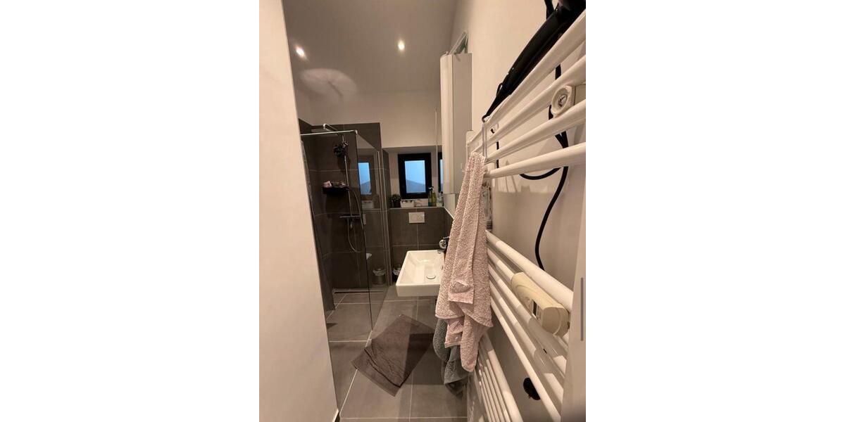 Wohnen auf Zeit Wesel Fusternberg - 5 Zimmer, 12 m&sup2;, 410&euro; | Angebot:26154135