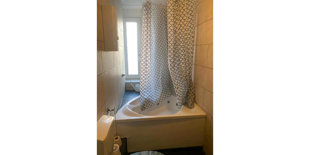 Wohnen auf Zeit Gelsenkirchen Buer - 1 Zimmer, 90 m&sup2;, 390&euro; | Angebot:26447427
