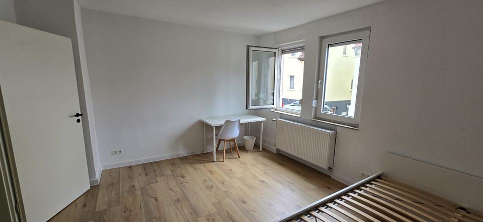 Wohnen auf Zeit Ehingen (Donau) - 5 Zimmer, 25 m&sup2;, 400&euro; | Angebot:26660784