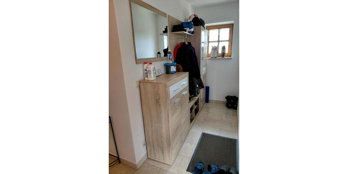 Wohnen auf Zeit Rottenburg an der Laaber - 1 Zimmer, 160 m&sup2;, 350&euro; | Angebot:26317486