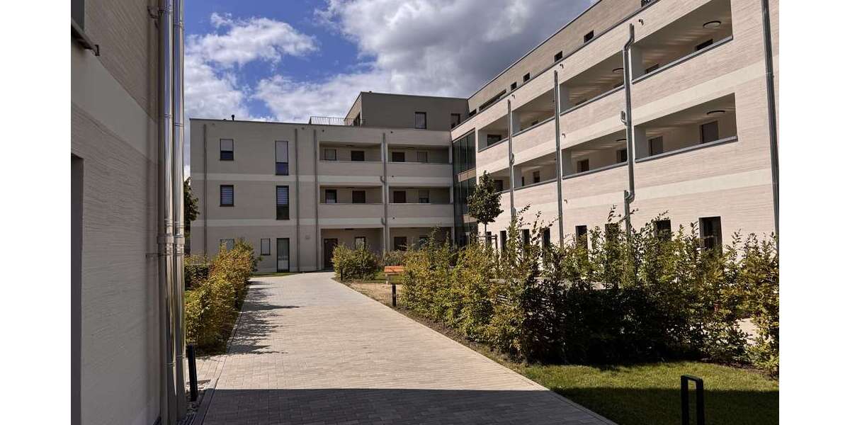 Etagenwohnung Mitterteich - 4 Zimmer, 136 m&sup2;, 1.360&euro; | Angebot:24853620