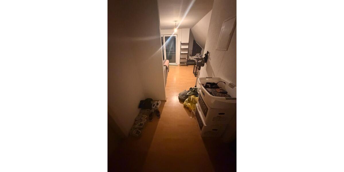 Dachgeschoßwohnung Hundsangen - 1 Zimmer, 40 m&sup2;, 635&euro; | Angebot:25840016