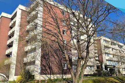 Wohnung Sindelfingen Eichholz - 4.5 Zimmer, 109 m&sup2;, 1.400&euro; | Angebot:26131020