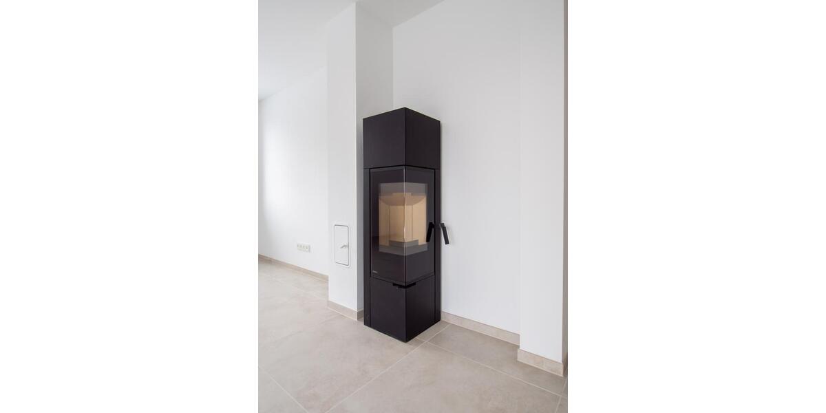 Dachgeschoßwohnung Hiddenhausen - 3 Zimmer, 106 m&sup2;, 1.100&euro; | Angebot:25921778