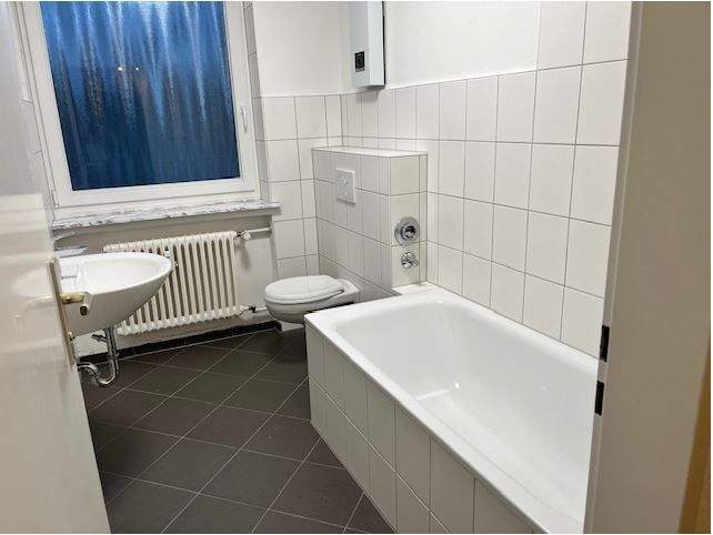 Etagenwohnung Baunatal Altenbauna - 3 Zimmer, 74 m&sup2;, 590&euro; | Angebot:25070533
