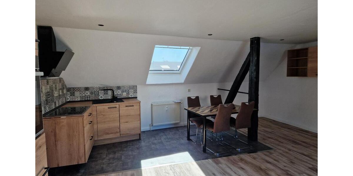 Dachgeschoßwohnung Edenkoben - 2.5 Zimmer, 56 m&sup2;, 690&euro; | Angebot:26561358