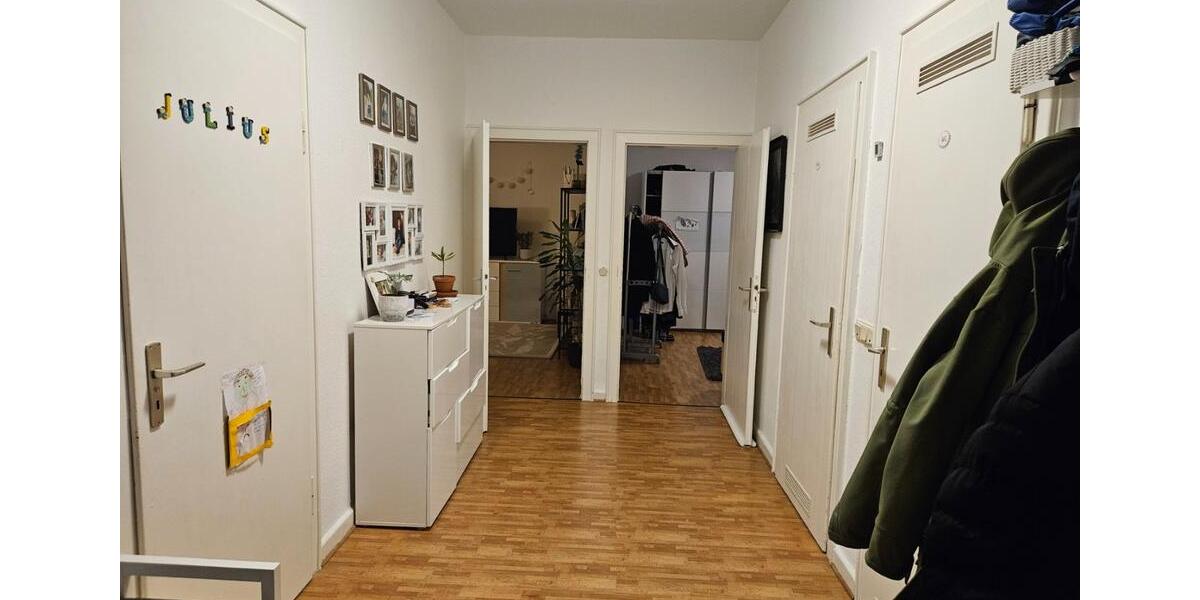 Hochparterre Bad Hersfeld - 4 Zimmer, 110 m&sup2;, 950&euro; | Angebot:24785759