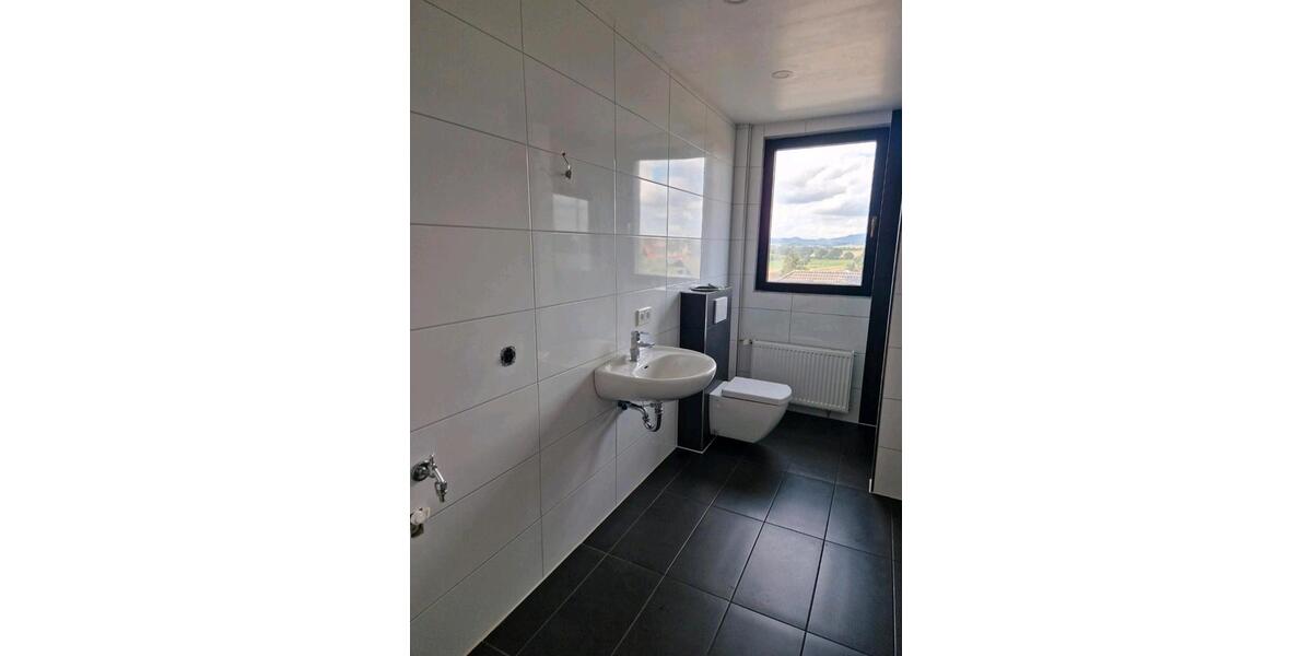 Etagenwohnung Guxhagen - 3 Zimmer, 115 m&sup2;, 900&euro; | Angebot:24528406