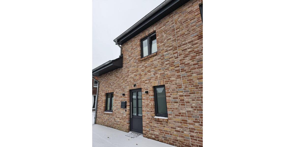 Etagenwohnung Heide - 4 Zimmer, 100 m&sup2;, 1.300&euro; | Angebot:25646220