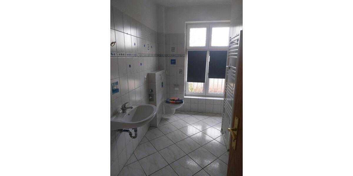 Etagenwohnung Dargun - 3 Zimmer, 75 m&sup2;, 450&euro; | Angebot:26022814